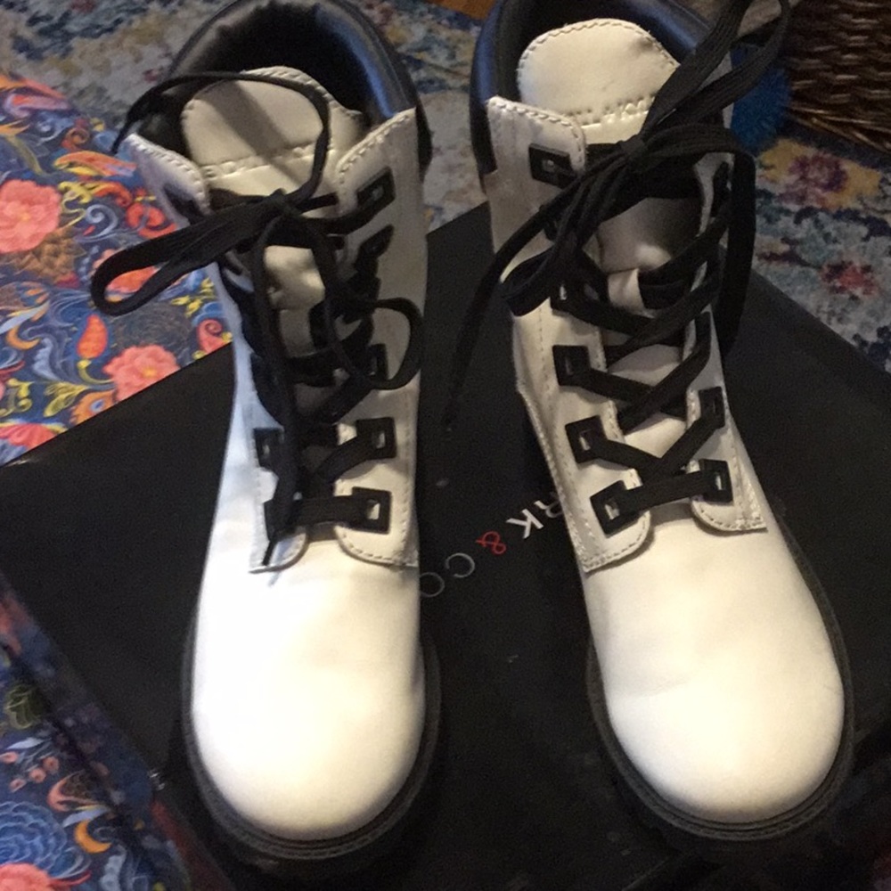 Kendall & Kylie boots